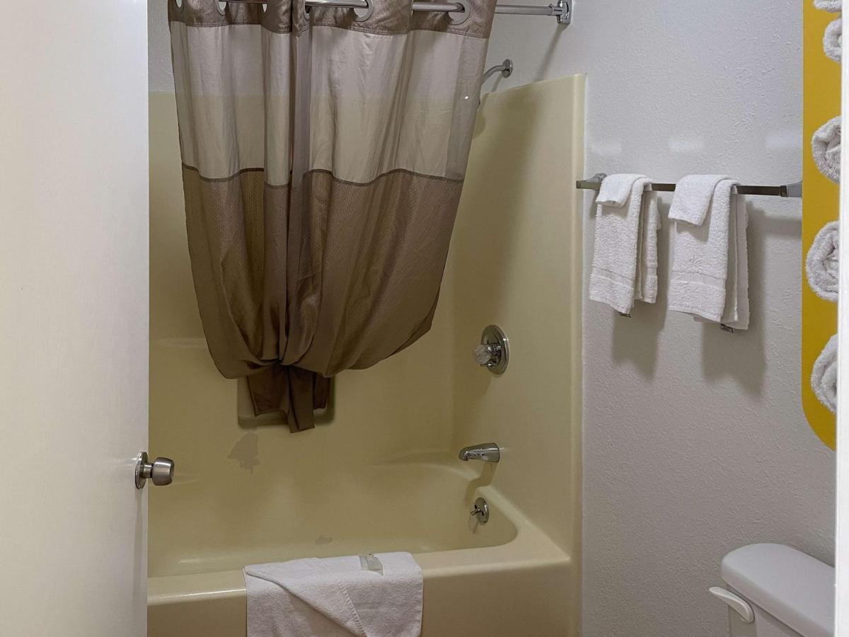 Motel 6 Cameron Mo Экстерьер фото