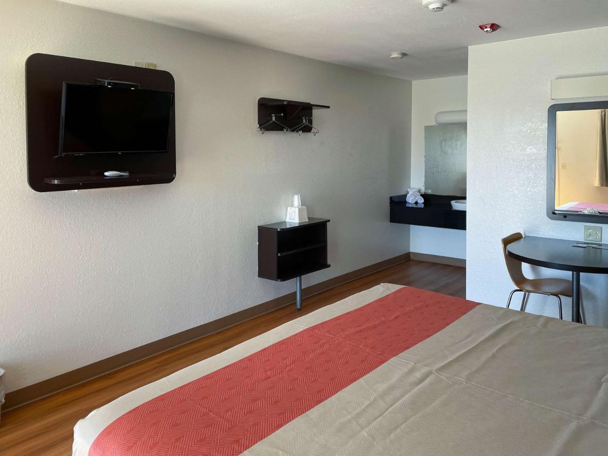Motel 6 Cameron Mo Экстерьер фото