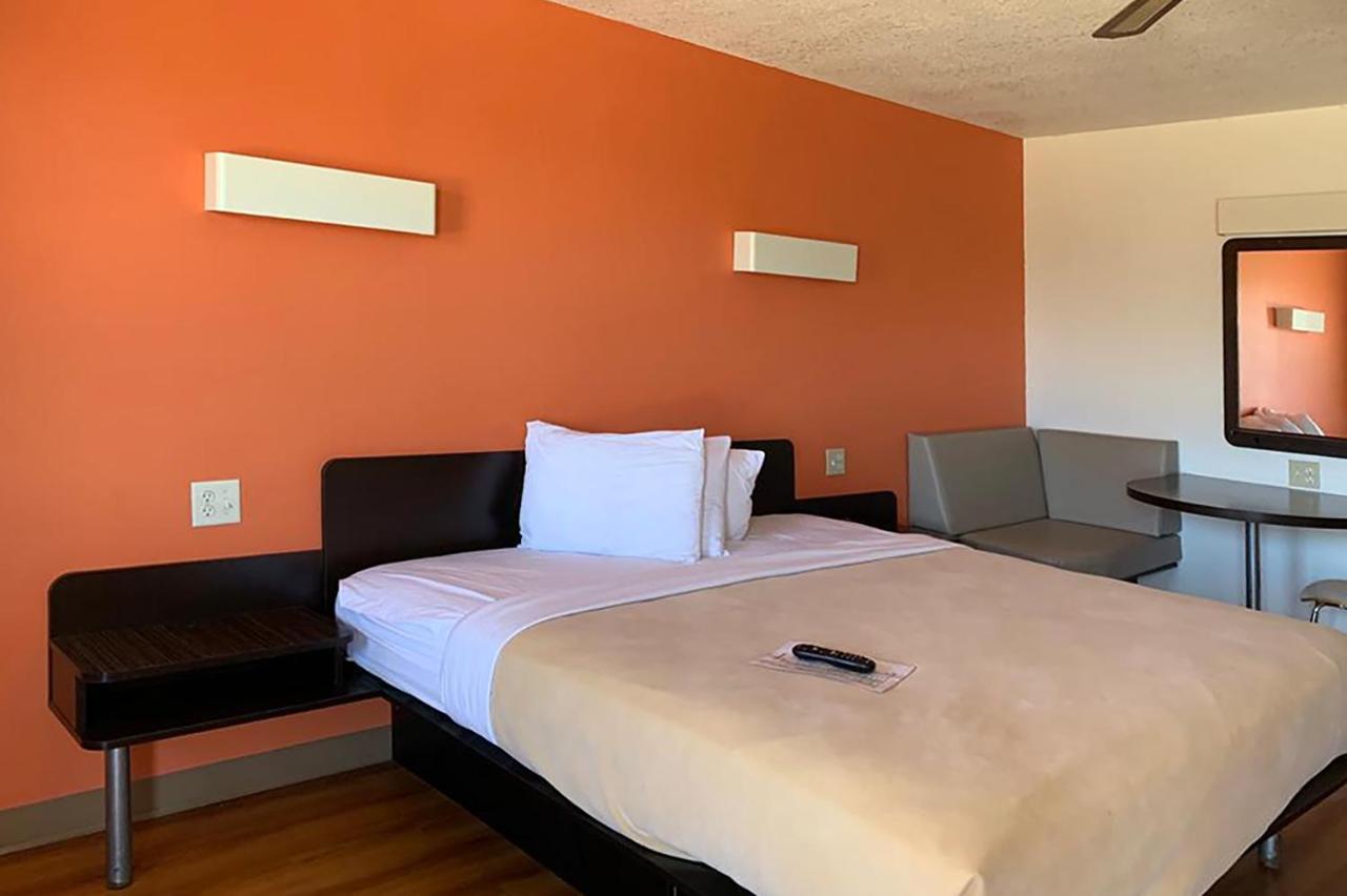 Motel 6 Cameron Mo Экстерьер фото